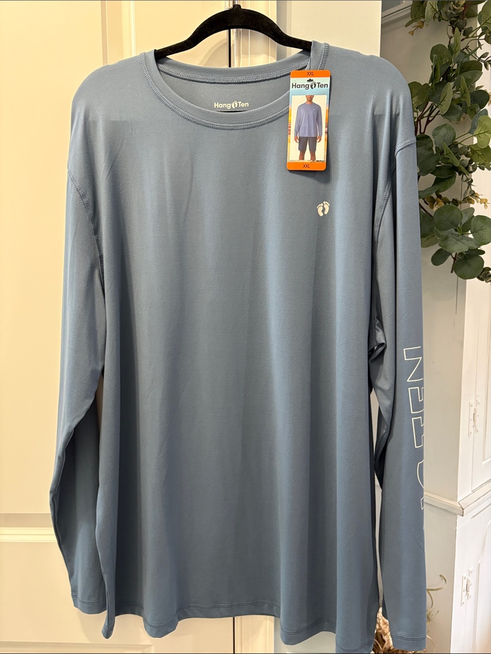 Hang Ten Men’s Long Sleeve Performance Tee — Dusty Blue